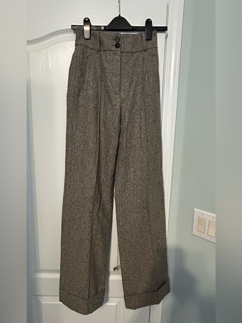 Sezane Lukas Trousers - Taupe - US2 / FR34 - Picture 5 of 16